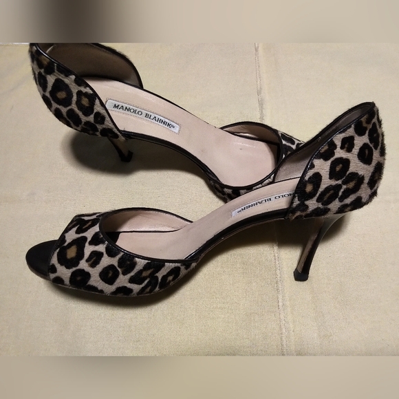 Authentic Manolo Blahnik Heels - Picture 3 of 4